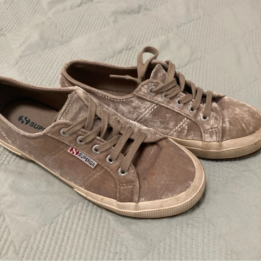 Superga Velvet Sneakers Skate Shoes Womens Size 7 Beige Tan S00DJRO - Picture 4 of 16